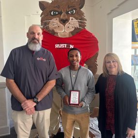 Congratulations goes out to our male Kim Dupree State Farm Athlete of the month for January 2024, Kameron Dobbins! Here is what his coach had to say about Kameron:

