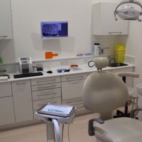 Bild von Smile Tech Dental & Implant Centre