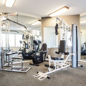 The modern fitness center at Sunset Park Apartments in Seattle, WA