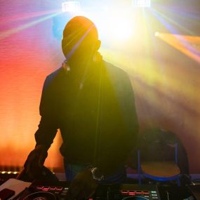 Bild von Prestation DJ Mariage, soirée anniversaire et événements d'entreprises à Angers