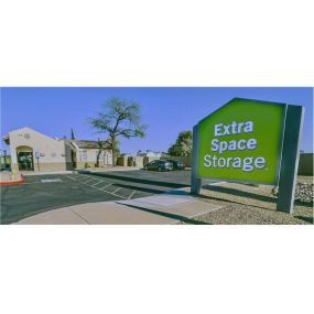 Beauty Image - Extra Space Storage at 20001 N 35th Ave, Phoenix, AZ 85027