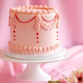 Vintage cakes from SusieCakes - perfect for birthdays, baby showers, bachelorettes etc.