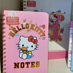 We are on to something!!  Putting fun in the backpacks this year.  DON’T forget our new little notes from @laurakellydesigns that are perfect for lunchboxes and backpacks!   And Hello Kitty!!   Say no more.  ????❤️