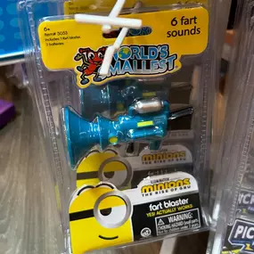 ????????????WORLD’s  SMALLEST  are the WORLD’s BESTEST stocking stuffers!!  Most are real miniature working versions of games and classic toys! $7.99+????????????#worldssmallest #miniverse  #learningrailroad #toystores #shoplocalpaducah #paducahtoystore