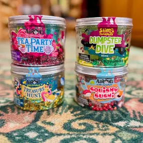 NEW @thinkingputty kits & we are obsessed! Play day coming soon… ????