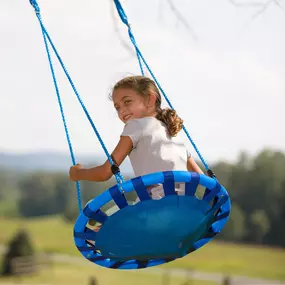 Kids are sure to have a swingin' good time on this bright blue 24