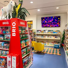 It’s always sunshiney bright inside our toy stores! Come enjoy some fun with us and you can even bring some home with you too! ????☀️