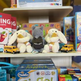 Our fuzzy friends are getting ready to go back to school! ????????????????????????????????
Stop by Go Bananas and check out our back to school toys, games, & supplies.