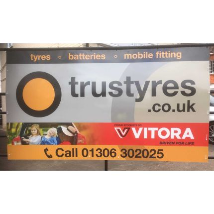 Logo da Trustyres