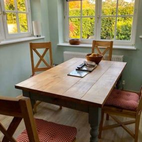 Bild von The Edinburgh Table Co