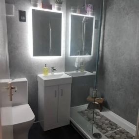 Bild von Coral Bathrooms EK Ltd