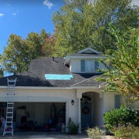 Bild von First Coast Roofing Company