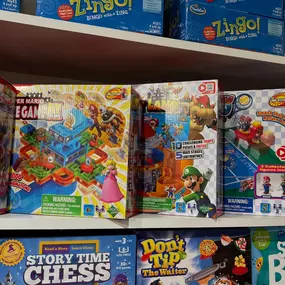 Keep warm inside with a new game ♟️ or puzzle ???? from Toyology Toys! ???? Lots of NEW and FUN items to keep you and your family busy while stuck inside. 
#toyologytoys #michigantoystore #curbside