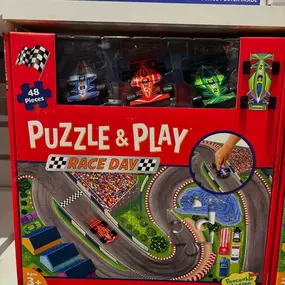 Keep warm inside with a new game ♟️ or puzzle ???? from Toyology Toys! ???? Lots of NEW and FUN items to keep you and your family busy while stuck inside. 
#toyologytoys #michigantoystore #curbside