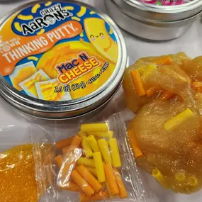 Loooook what our friends at Crazy Aaron's Thinking Putty cooked up! Mix up your own amazing mac 'n cheese putty!