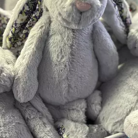 Jellycat blossom bunnies for days ????
