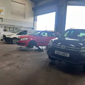 Bild von Fosters Tyre Services Whitemountain