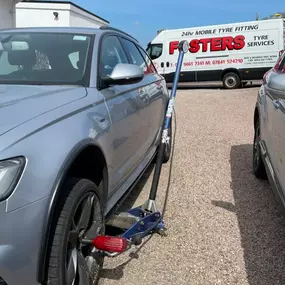 Bild von Fosters Tyre Services Whitemountain