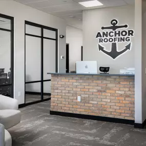 Anchor Roofing’s stunning new entryway is complete, and Mappco is proud to have brought their vision to life! ✨ This beautiful entry serves as a welcoming space that reflects Anchor Roofing’s commitment to quality and excellence. Designed with both aesthetics and functionality in mind, this project showcases Mappco’s attention to detail and craftsmanship. We’re thrilled to have partnered with Anchor Roofing to create an entryway that makes a lasting first impression.