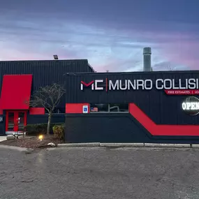 Bild von Munro Collision Shop