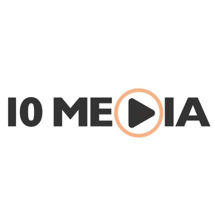 Logotipo de 10 Media