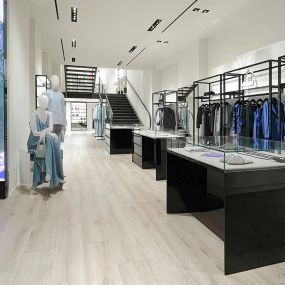 Bild von Emporio Armani - Closed