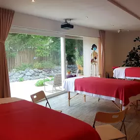 Bild von BoMind- Aus- und Weiterbildungsinstitut, Schule für TouchLife Massage Henkel & Naturheilpraxis