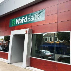 Photo of the WaFd Bank Branch location in Beverly Hills, California. Located at 175 South Beverly Dr, Beverly Hills, CA  90212