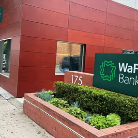 Photo of the WaFd Bank Branch location in Beverly Hills, California. Located at 175 South Beverly Dr, Beverly Hills, CA  90212