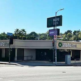 Photo of the WaFd Bank Branch location in Encino, California. Located at 16600 Ventura Blvd, Encino, CA  91436