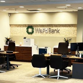 Photo of the WaFd Bank Branch location in San Jose, California. Located at 1420 El Paseo de Saratoga, San Jose, CA  95130