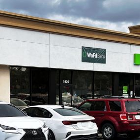 Photo of the WaFd Bank Branch location in San Jose, California. Located at 1420 El Paseo de Saratoga, San Jose, CA  95130