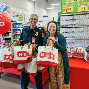 Bild von Fair Oaks H-E-B