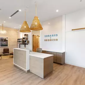 SUGARED + BRONZED Addison reception