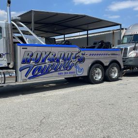 Bild von Roy & Dot's Towing