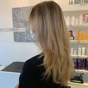 Adriano Haarstudio Friseur Düsseldorf - La Biosthetique
