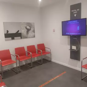 Sala de espera del Centro Auditivo GAES Granollers