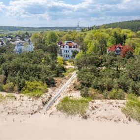 Pineblue Villas: Ostseeurlaub in bester Lage, im Park und am Meer.