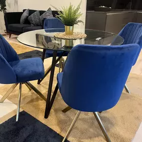 Bild von Infinity Furniture Solutions Ltd