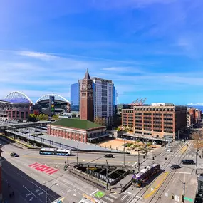 Rooftop view of Seattle from the Icon Apartments' lounge