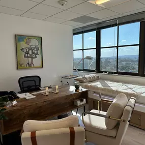 Best peptide IV therapy in Los Angeles. Patient room view of Beverly hills.