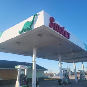 Sinclair gas canopy and pumps