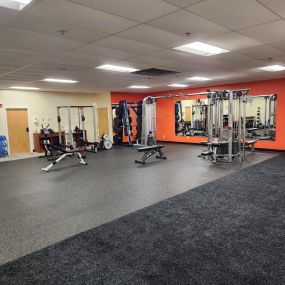 Que Fitness World: Health & Wellness
465 W Commercial St
Rochester, NY 14445
(585) 662-5589