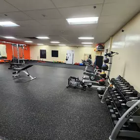 Que Fitness World: Health & Wellness
465 W Commercial St
Rochester, NY 14445
(585) 662-5589