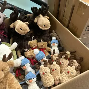 The latest Jellycat Drop! It’s beginning to look a lot like Christmas! ???? ????❄️☃️????️⛸️⛷️