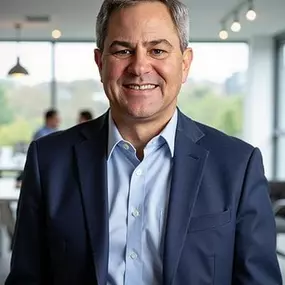 Bild von Ethan Wayne Hooper - Financial Advisor, Ameriprise Financial Services, LLC
