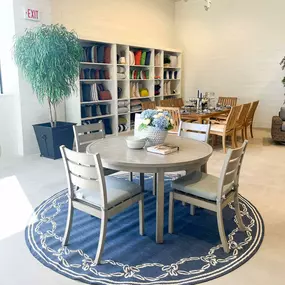 Bild von Yardbird Outdoor Furniture - CLOSED