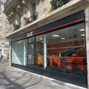 SIXT location voiture Paris 16