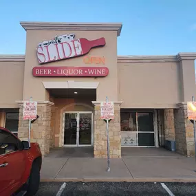 Bild von CoinFlip Bitcoin ATM - Slide Liquor Beer & Wine (Lubbock)