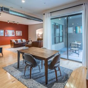 Bild von Lofts at Lakeview Apartments